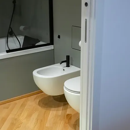 Cosy בית הארחה 4*